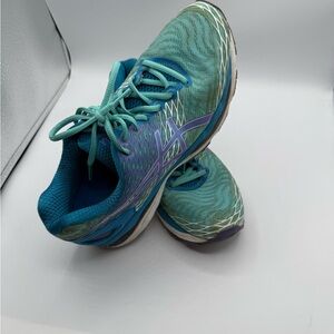 ASICS Gel Nimbus 18 Women’s Size 10.5 Running Shoes T650nN Blue & Purple